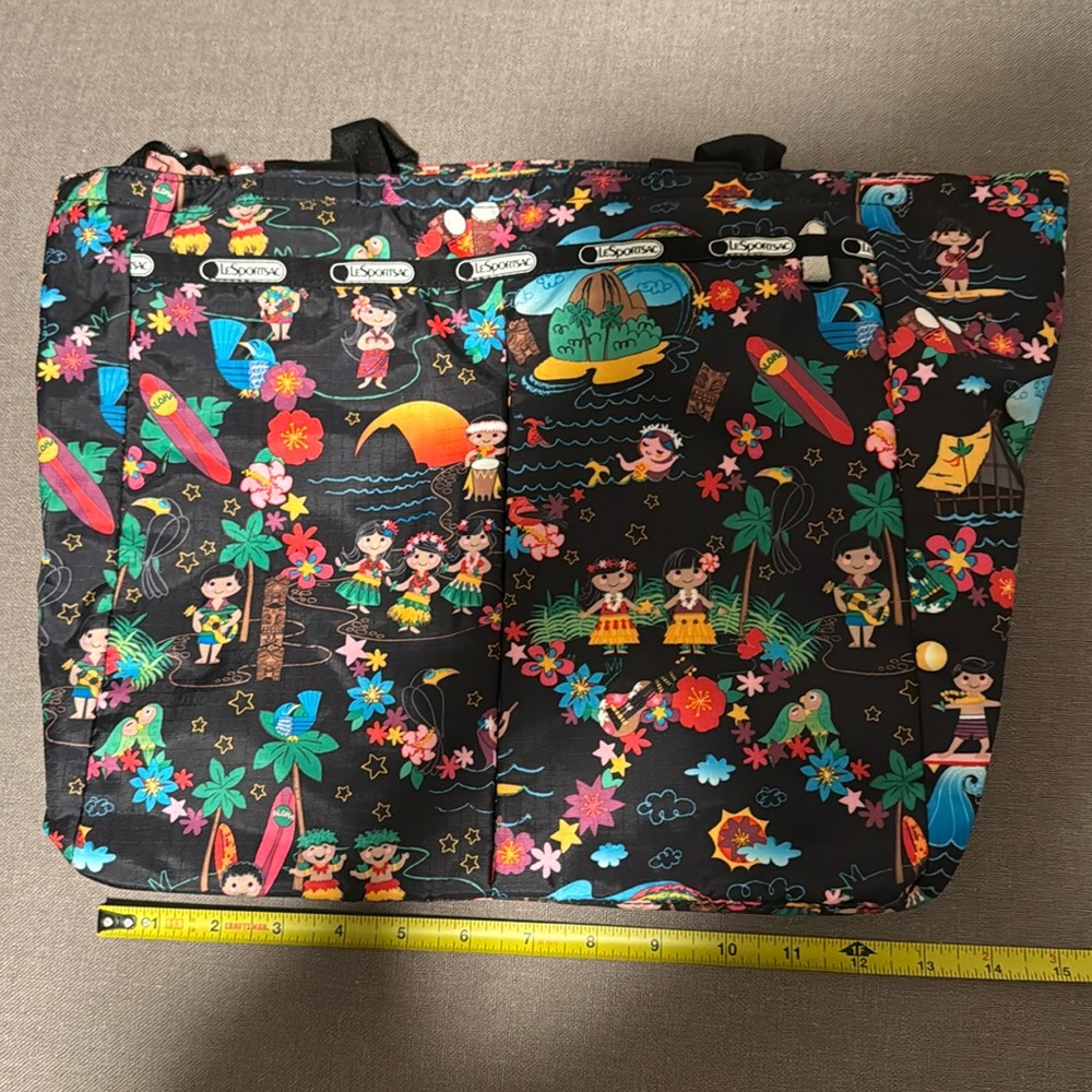 Lesportsac Disney exclusive rare Polynesian it’s a small world print tote